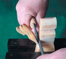 Using Flexcut™ 3-inch Drawknife